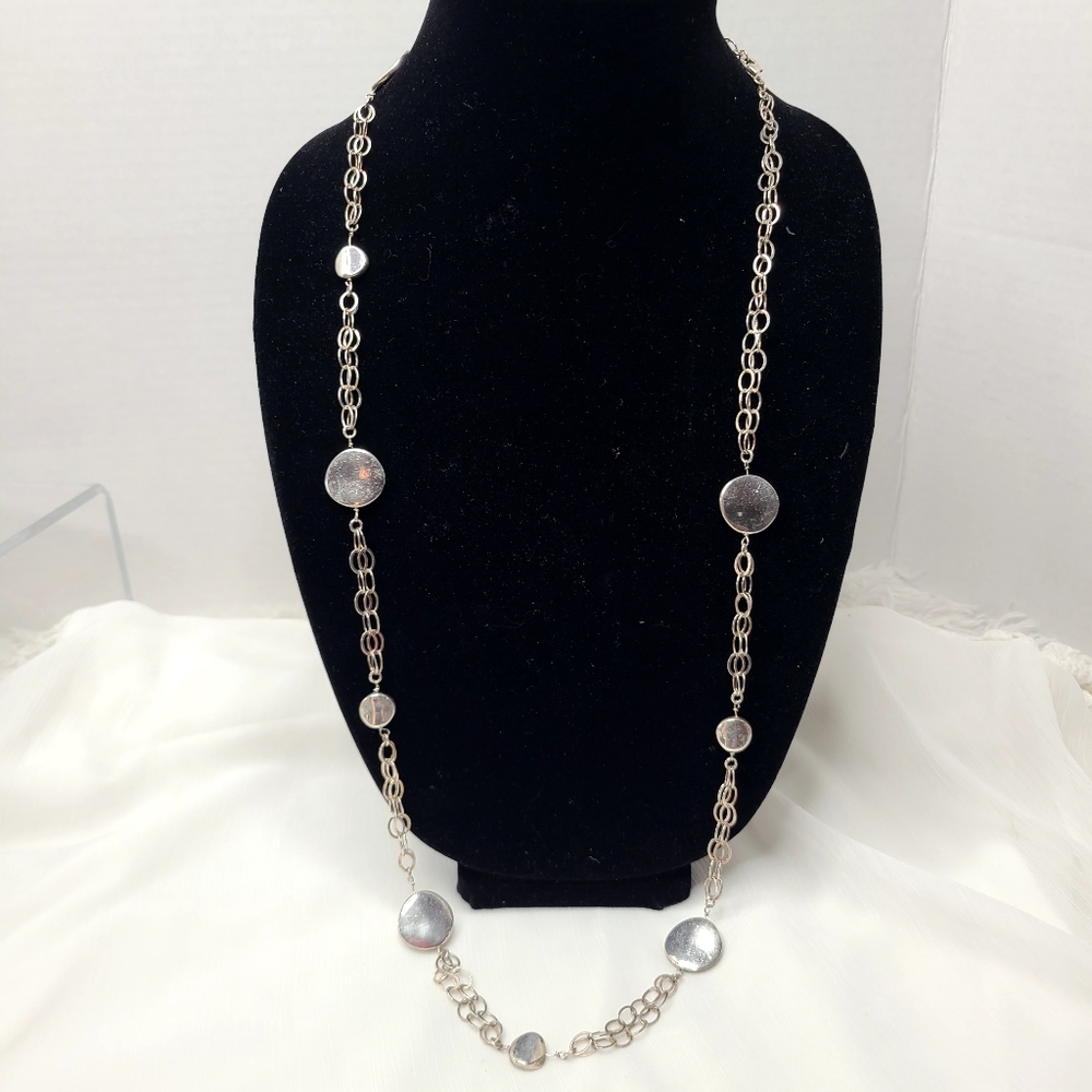 Milor Italian Sterling Silver Oval Link Station Necklace